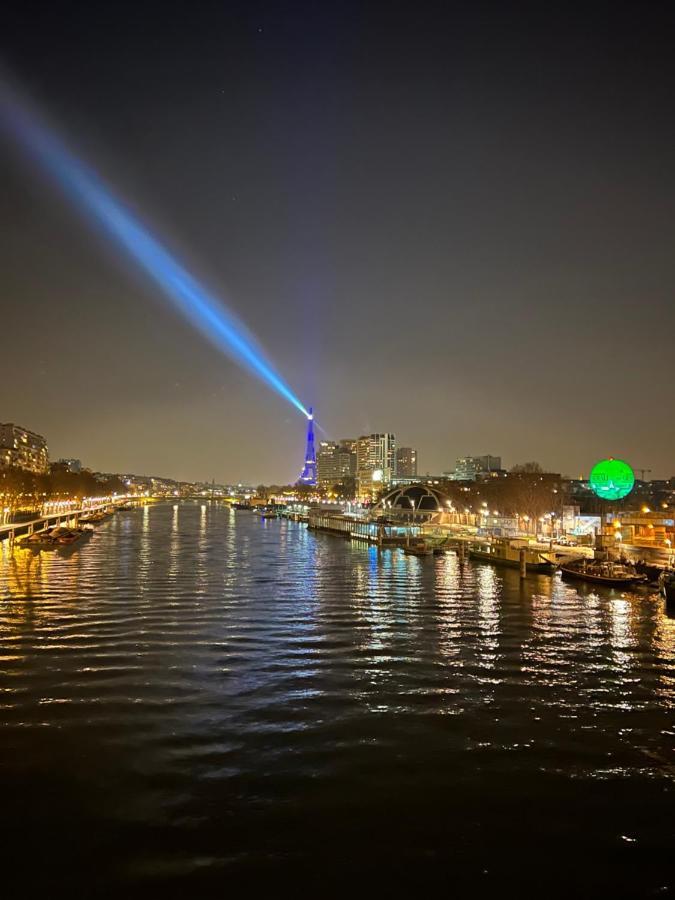 Super Appartement Refait A Neuf Beaucoup De Charme Boulogne-Billancourt Kültér fotó