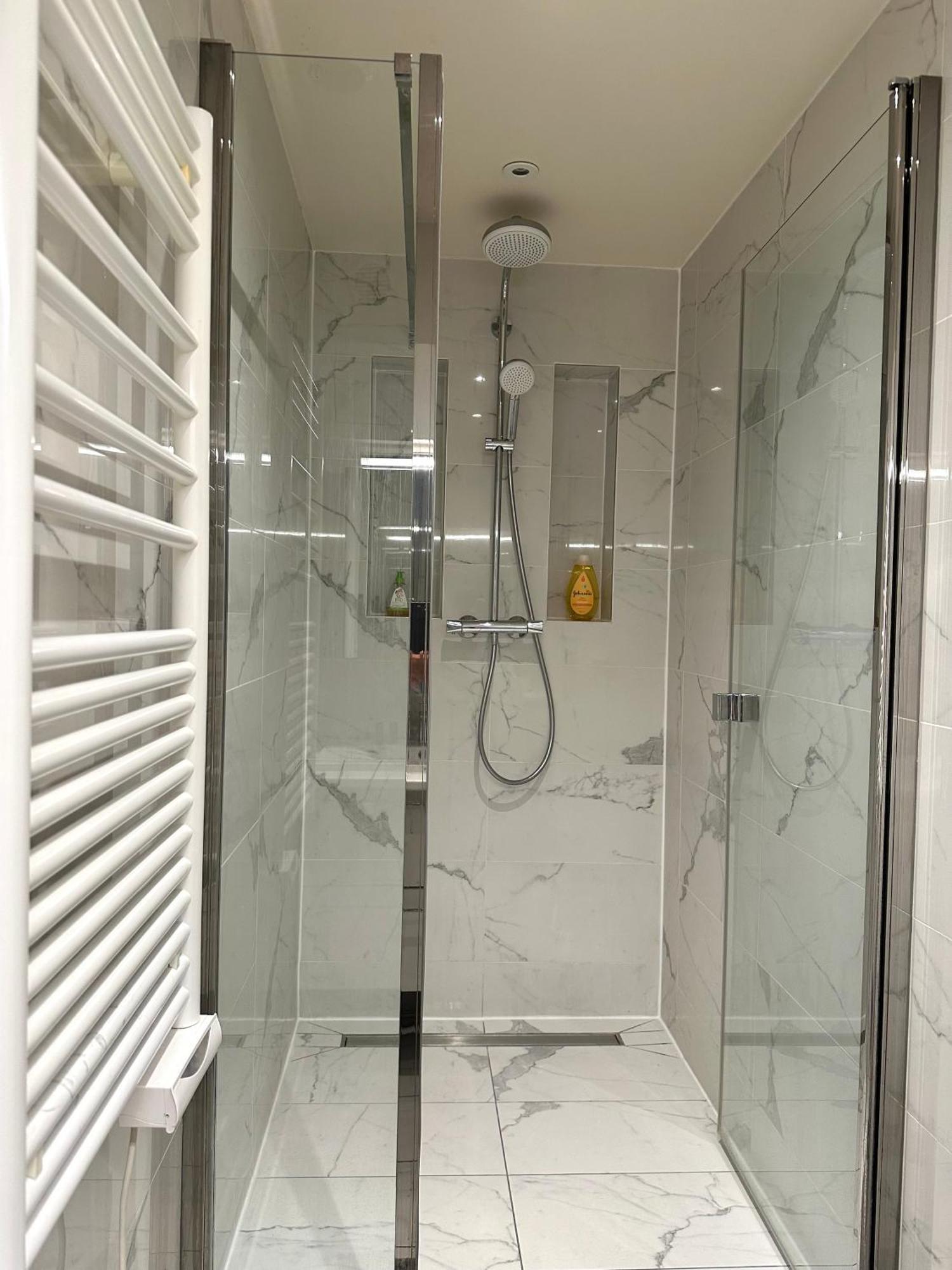 Super Appartement Refait A Neuf Beaucoup De Charme Boulogne-Billancourt Kültér fotó